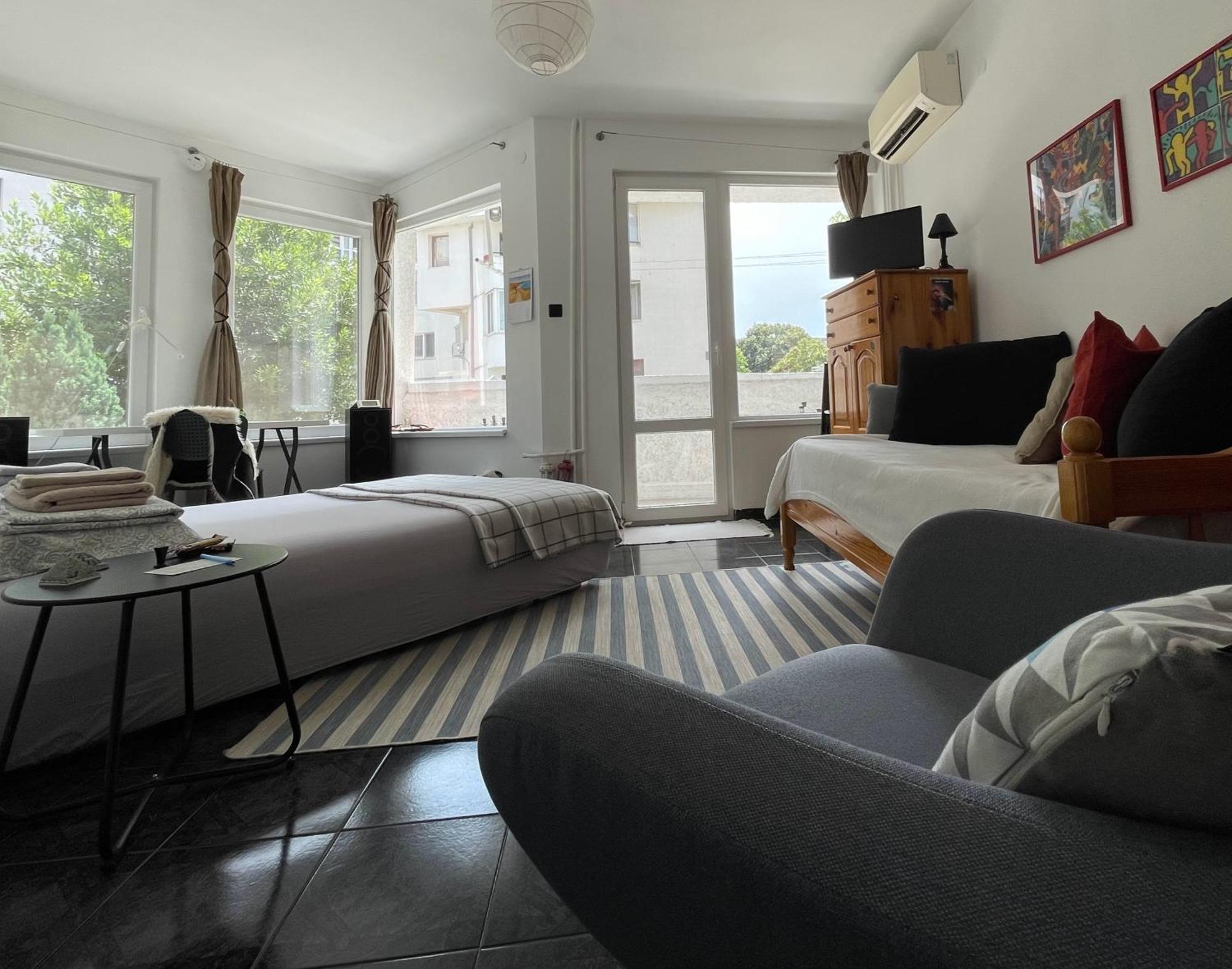 Modern Flat Near Downtown Plovdiv Leilighet Eksteriør bilde