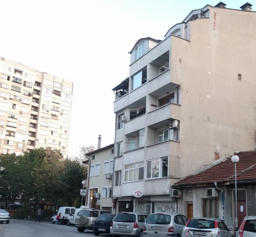 Modern Flat Near Downtown Plovdiv Leilighet Eksteriør bilde